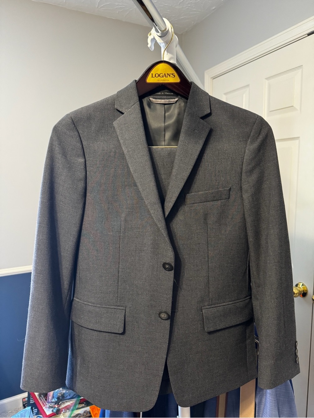 Marc New York Charcoal Gray Two-Button Suit Jacket Youth Size 14